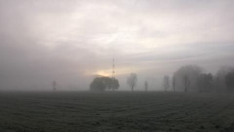 Sonnenaufgang im Nebel