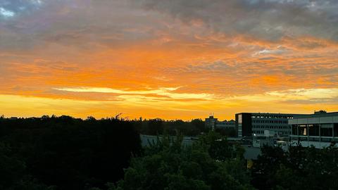 Sonnenaufgang vom Dach des Funkhauses im Dornbusch