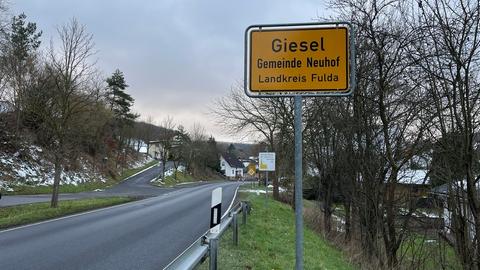 Ortsschild von Neuhof-Giesel