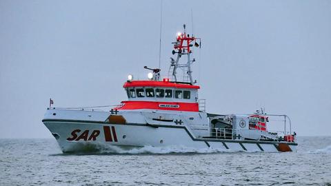 Seenotrettungskreuzer der Deutschen Gesellschaft zur Rettung Schiffbrüchiger (DGzRS)