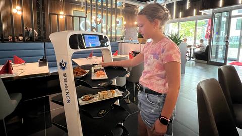 Service-Roboter Restaurant Fulda