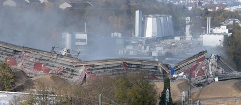 Sprengung Salzbachtalbrücke