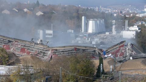 Sprengung Salzbachtalbrücke