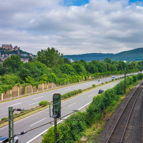 Blick auf die Marburger Stadtautobahn B3