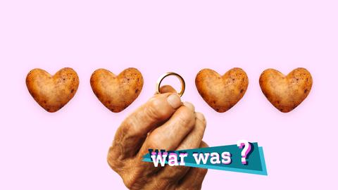 Vier herzförmige Kartoffeln in einer Reihe auf einem rosafarbenen Hintergrund. In der Mitte ein Hand einer älteren Person, die einen goldenen Ring hält. Auf dem Bild eine kleine, farbige Grafik mit dem Schriftzug "war was?".