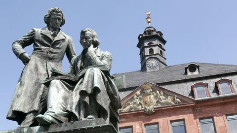 brüder Grimm Statue Hanau
