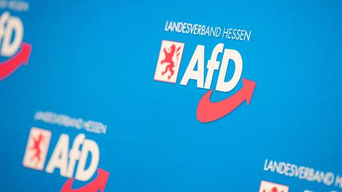 Blaue Fläche mit vielen AfD-Logos (Screenoberfläche oder Wandtapezierung)