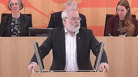 aktuelle-stunde-einsatzkraefte-schaus