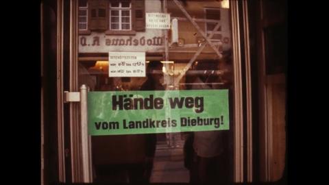 Proteestplakat gegen die Gebietsreform in den 70er-Jahren in Dieburg