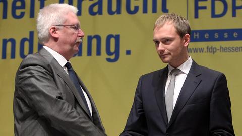 Jörg-Uwe Hahn mit Christian Lindner im Jahr 2011 bei einem Parteitag in Stadtallendorf.