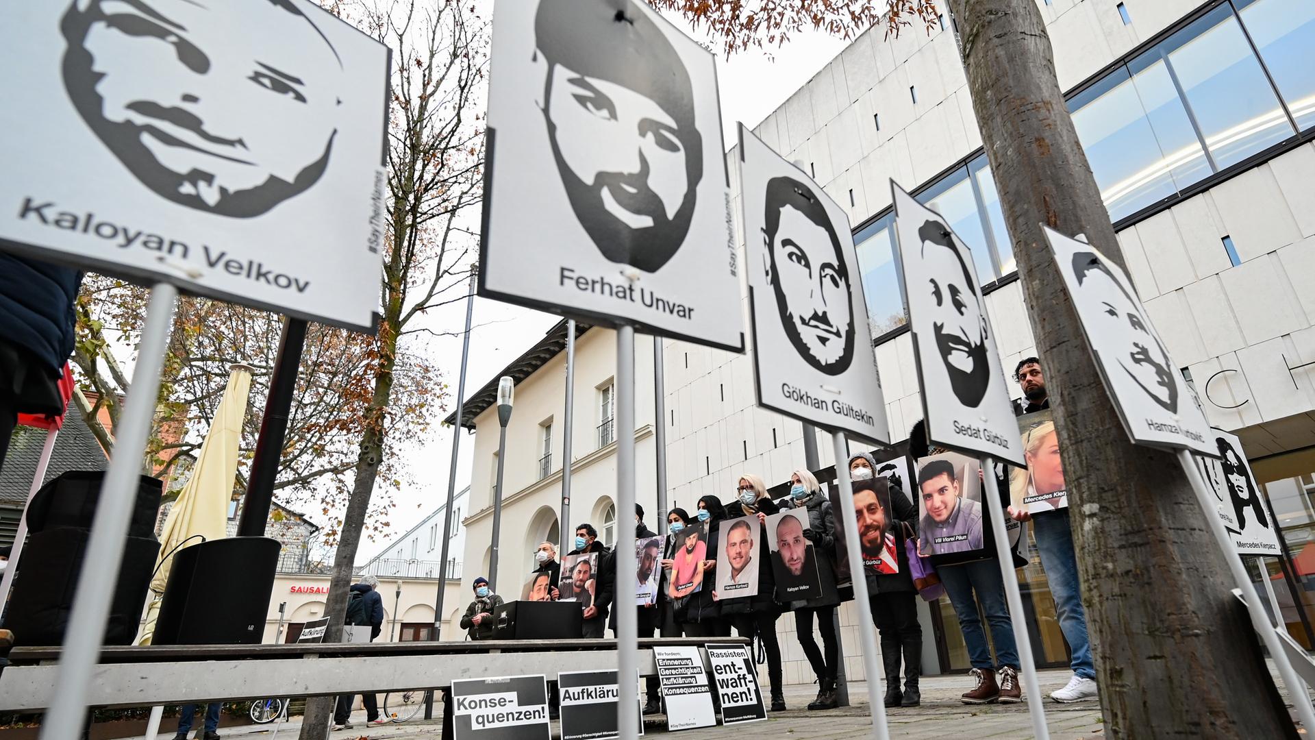 Anschlag in Hanau: Abschlussbericht für Hinterbliebene ein "Schlag ins Gesicht"