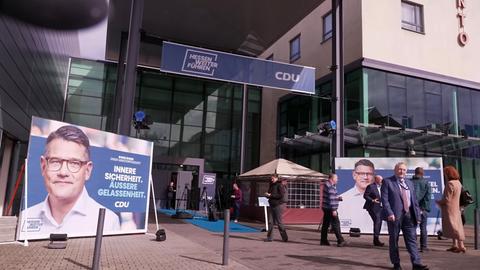 Wahlplakat mit Boris Rhein bei der CDU-Klausurtagung in Fulda