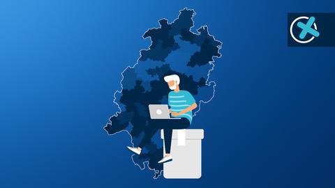 Eine Figur sitzt mit einem Laptop auf einer Wahlurne vor einer Hessenkarte. Die Illustration ist auf einem blauen Hintergund mit Verlauf und Wahlkreuz.