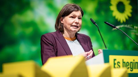 Manuela Rottmann spricht bei der Landesdelegiertenkonferenz der bayerischen Grünen 2021