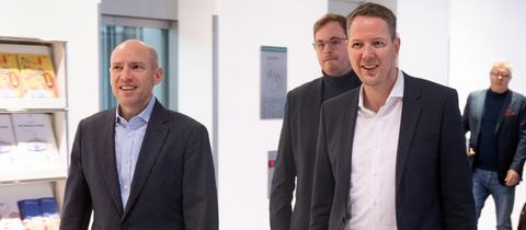 Manfred Pentz (CDU, links), hessischer Generalsekretär der CDU, und Christoph Degen (SPD, rechts) hessischer Generalsekretär der SPD