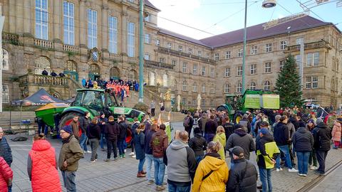 Landwirte-Demo vor dem Kasseler Rathaus