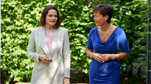 Swetlana Tishanowskaja und Lucia Puttrich