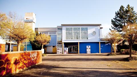 Das marode Hallenbad in Münster wird abgerissen.