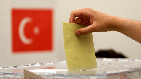 Wahl in der Türkei/ Wahlurne