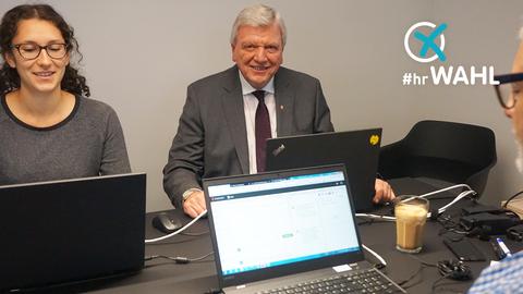 Foto von Volker Bouffier und Ankündigung des Livechats am 19.10.2018 um 8:30 Uhr
