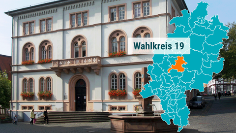 Rathaus und Marktbrunnen in Lich.