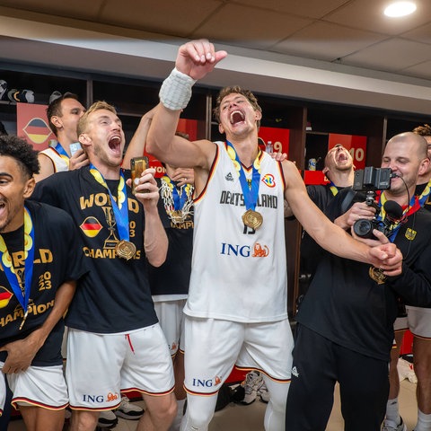 Basketball-Nationalmannschaft feiert den WM-Titel