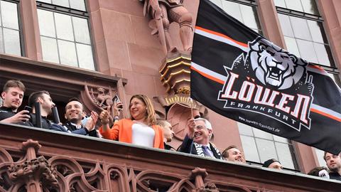 Empfang im Kaisersaal anlässlich des Aufstiegs der Löwen Frankfurt in die höchste Spielklasse, der Deutschen Eishockey Liga 