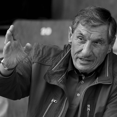 Lothar Buchmann im schwarz-weiss Bild.