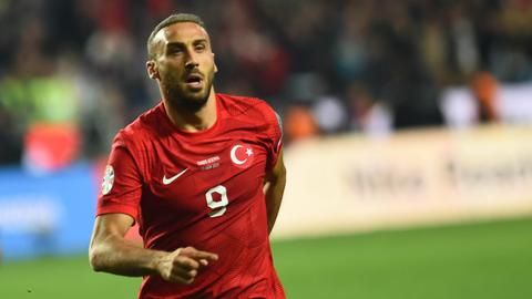 Cenk Tosun kommt bisher auf 51 Länderspiele für die Türkei.