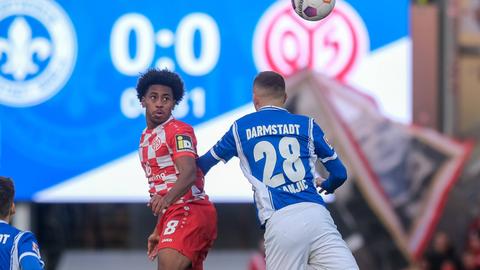 Spielszene zwischen Darmstadt 98 und Mainz 05