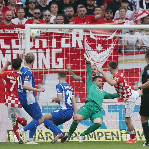 Darmstadt kassiert das 0:2 in Mainz.