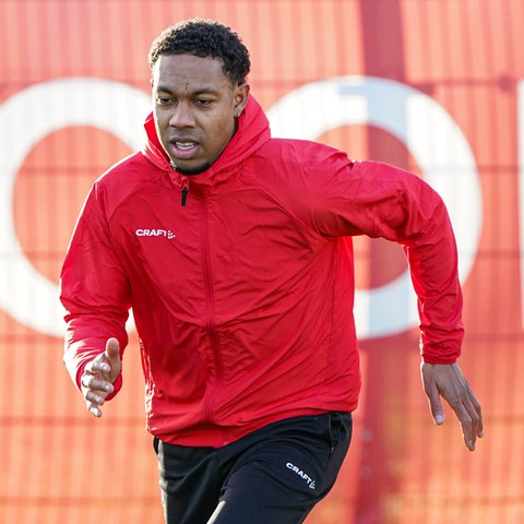 Jean-Paul Boëtius im Training bei Almere City.