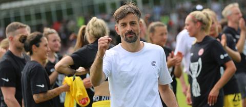Niko Arnautis, Trainer der Eintracht Frankfurt Frauen