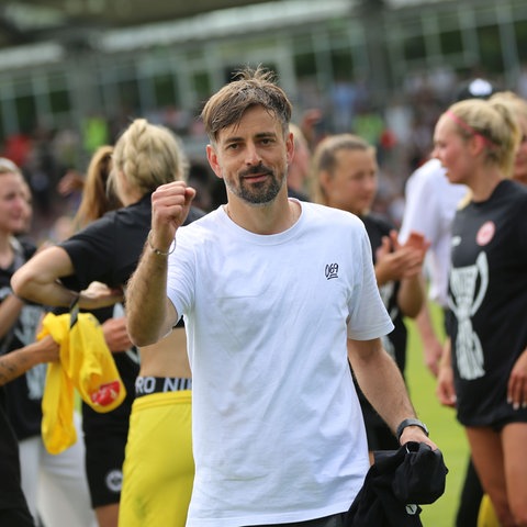 Niko Arnautis, Trainer der Eintracht Frankfurt Frauen