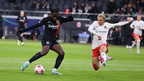 Nicole Anyomi von Eintracht Frankfurt im Spiel gegen Rosengård