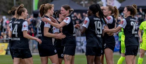 Eintracht Frankfurt Frauen Jubel Essen