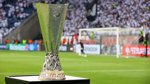 Die Trophäe der Europa League