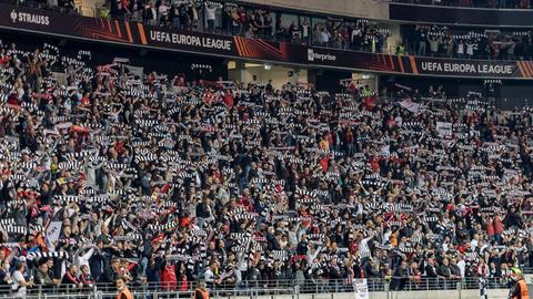 Darf die Eintracht 31.000 Fans gegen Köln begrüßen?