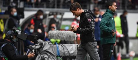 Eintracht-Trainer Oliver Glasner will auch in Bochum jubeln.