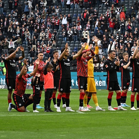 The Eintracht players after the match against Hoffenheim