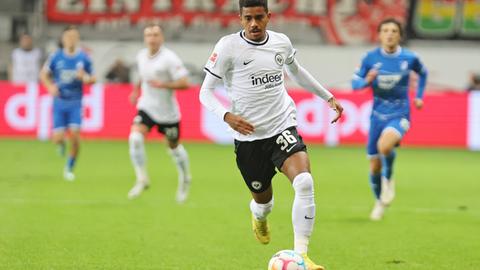 Eintracht-Flügelspieler Ansgar Knauff steht auch beim BVB im Fokus.