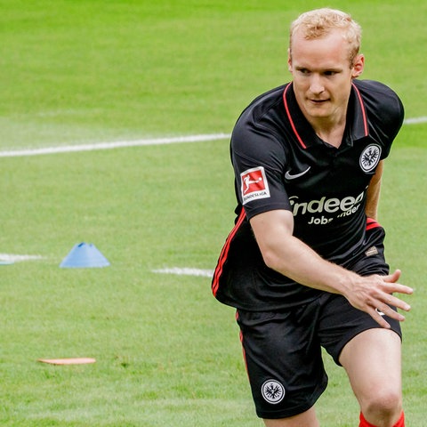 Eintracht-Mittelfeldspieler Sebastian Rode verpasste das Training am Freitag.