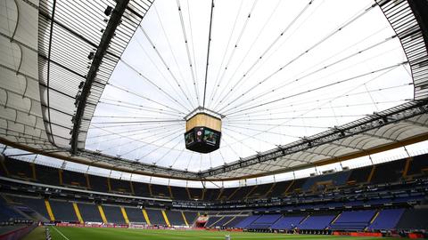 Die Frankfurter Eintracht muss gegen Bremen ohne Zuschauer spielen. 
