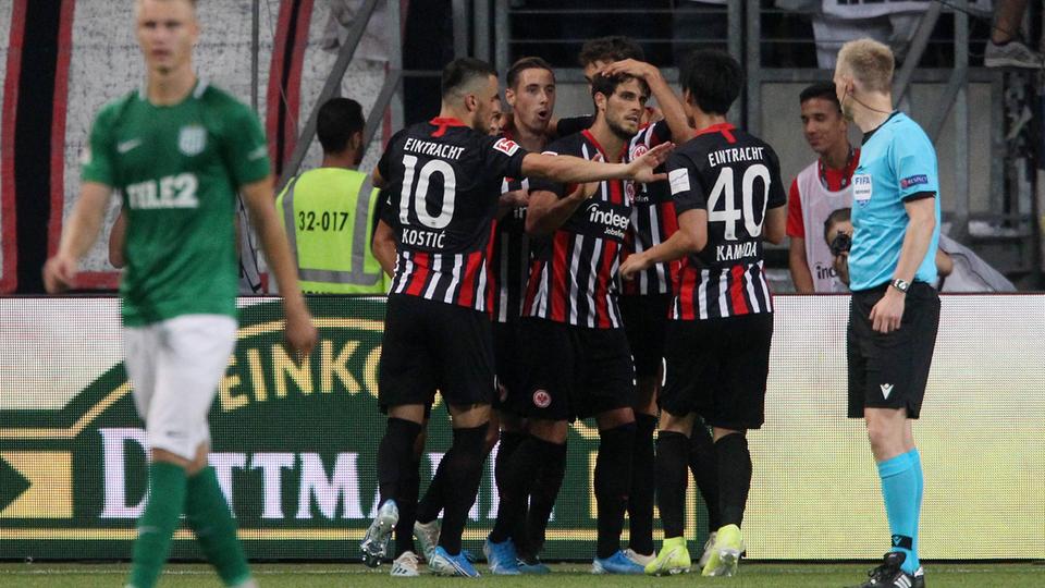 Eintracht Frankfurt ohne große Mühe eine Runde weiter