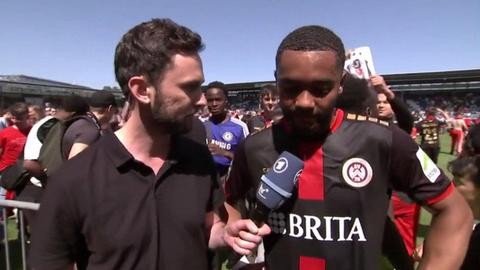 Brooklyn Ezeh vom SV Wehen Wiesbaden im hr-Interview