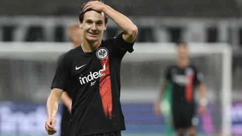 Paxten Aaronson von Eintracht Frankfurt 