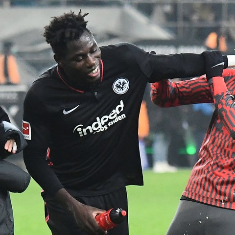 Da Costa und Paciencia von Eintracht Frankfurt jubeln