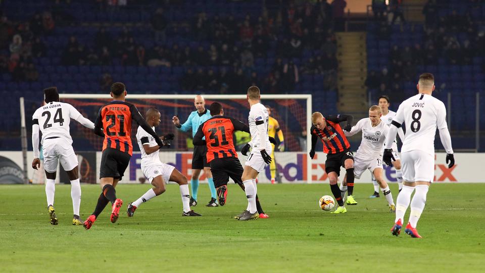 Trotz 80 Minuten Überzahl: Eintracht verpasst Vorentscheidung gegen Donezk