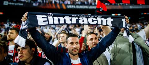 Fans von Eintracht Frankfurt in Barcelona