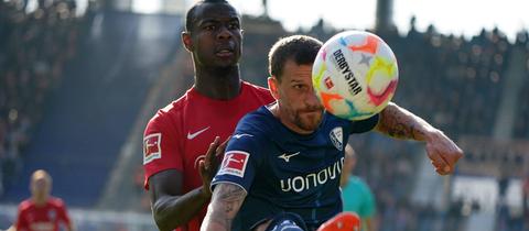 Evan N'Dicka von Eintracht Frankfurt beim Spiel in Bochum